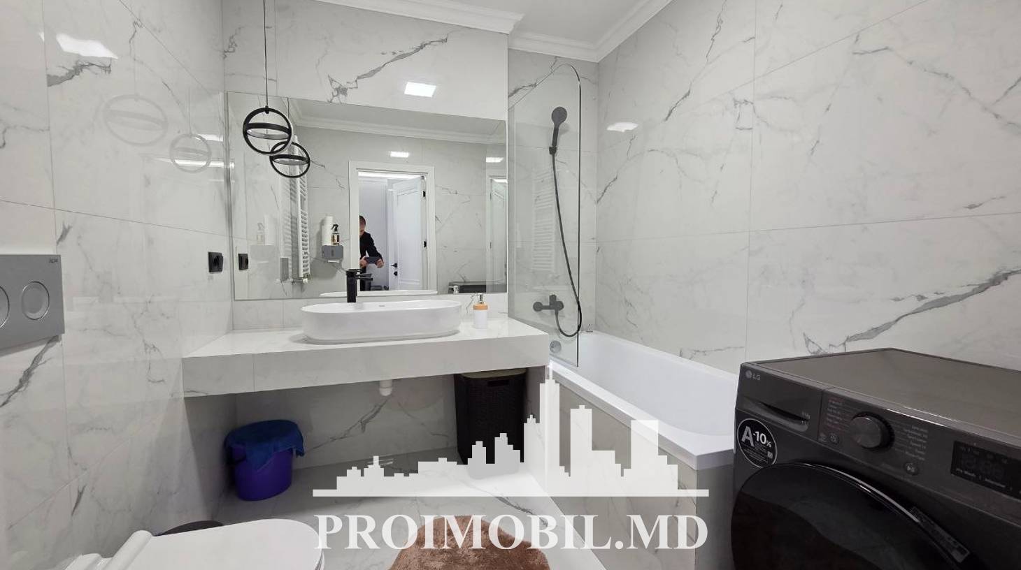https://images.proimobil.md/z18AlY-ofAoU9K5yKzWldXm3zqNnIjiAvwJi7TUGr3A/watermark:0.75:so:0:30:0.39/resize:fill:1460:816:1/gravity:ce/bG9jYWw6Ly8vZXN0YXRlL2xyL2RjMzBhYjY2LTdhMjEtNDQ2ZS1iMjEyLTUwY2NmNmQ3YjE0OS5qcGVn