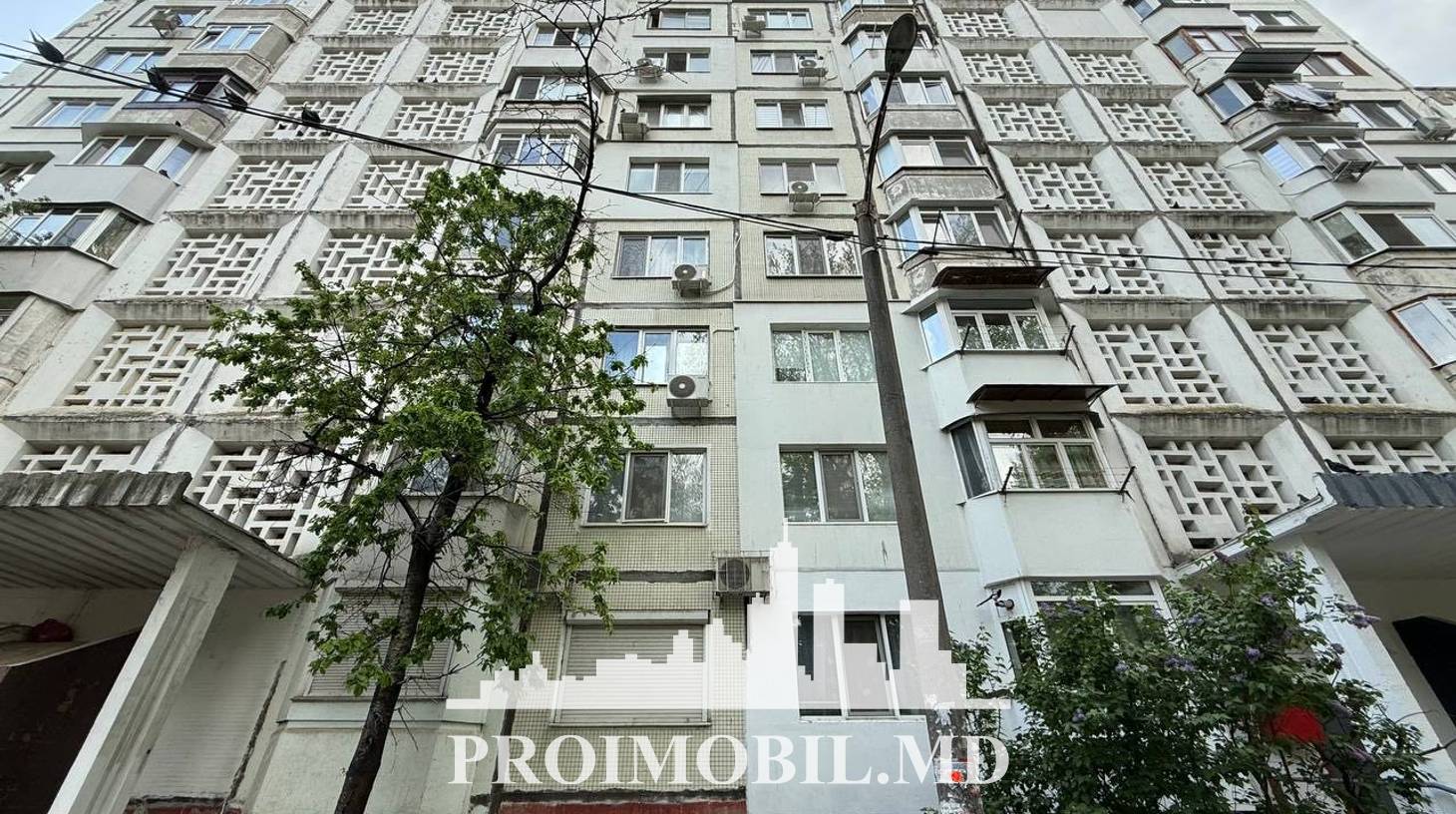 https://images.proimobil.md/z3-Yvd37l_Ytw3PELjf-flh-z8dhzKrccRuAhsPG-G0/watermark:0.75:so:0:30:0.39/resize:fill:1460:816:1/gravity:ce/bG9jYWw6Ly8vZXN0YXRlL2xyLzEzNTZiOWU4LTI2NjQtNDE0MS04MTNmLWJkMjExMTZhMmY5OC5qcGVn