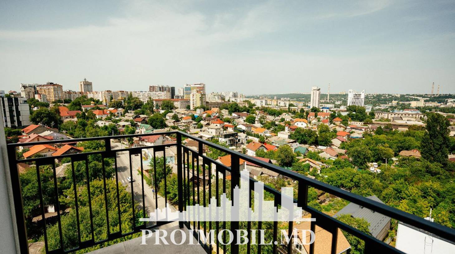 https://images.proimobil.md/z6lGuqfLqHx13kEpR70PuGbqGLFD9Shaf6Iv421ViO4/watermark:0.75:so:0:30:0.39/resize:fill:1460:816:1/gravity:ce/bG9jYWw6Ly8vZXN0YXRlL2xyL2RkNzc1YTk5LWRjNGYtNDE2Zi04ZDJiLWE0ZDU4ZjkwYWQ5Ni5qcGVn
