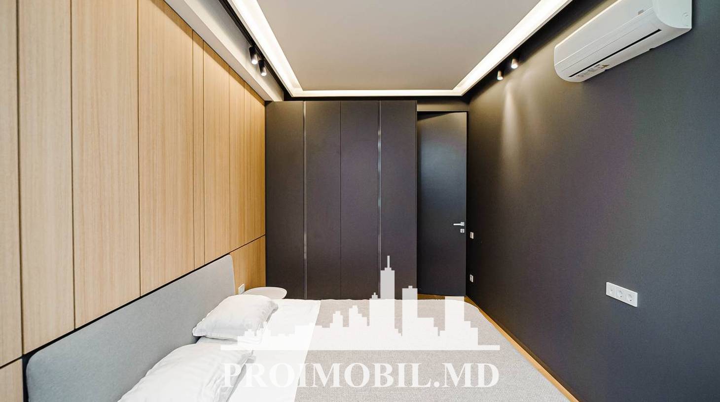 https://images.proimobil.md/z7C4-GhvqAt77YqEce8NVWn9N5AduyRVyqOGZhXfeMU/watermark:0.75:so:0:30:0.39/resize:fill:1460:816:1/gravity:ce/bG9jYWw6Ly8vZXN0YXRlL2xyLzBmZGE4YWYzLWY2OGQtNDUyYS1iY2Y3LTdiNjdhN2ZhM2Q5MS5qcGVn