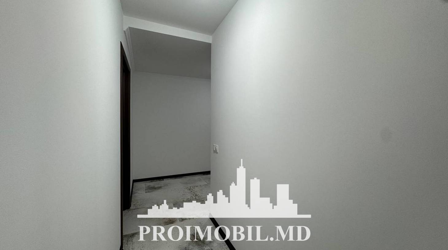 https://images.proimobil.md/z7RBxjVkgZn-qJ0RTQBuV1G8SBUi-3CFPZyGYyAjlH8/watermark:0.75:so:0:30:0.39/resize:fill:1460:816:1/gravity:ce/bG9jYWw6Ly8vZXN0YXRlL2xyLzA4ZmUyMDQ3LTE3YzUtNGI1OC1iMDA0LWNjYWVhMGEzOGRiNS5qcGVn