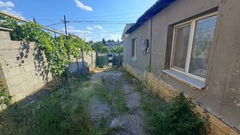 https://images.proimobil.md/zANQ4gT-w1ihIoLVCh5GzU7SDG3bLr-RIr6X72M1q38/resize:fill:350:198:1/gravity:ce/bG9jYWw6Ly8vZXN0YXRlL2xyL2U1NTY0ZGZkLWJiODctNDAxNy05NzJlLWU5ODBhNGI5NWI1Ni5qcGVn