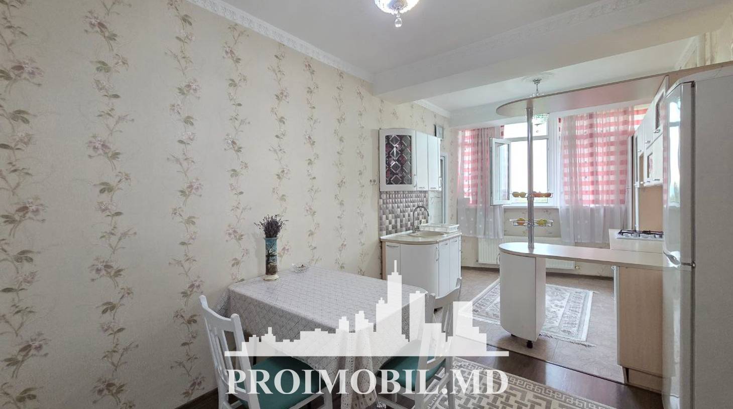 https://images.proimobil.md/zCEmVJk0zwqFgQbUE4PT5XdMAk0mw5SJsaD1ZnqYWUs/watermark:0.75:so:0:30:0.39/resize:fill:1460:816:1/gravity:ce/bG9jYWw6Ly8vZXN0YXRlL2xyLzcwYmRkMjcxLTY3ZTYtNDMyNC1iNDVmLTJkZThkNWE2YjAxZi5qcGVn