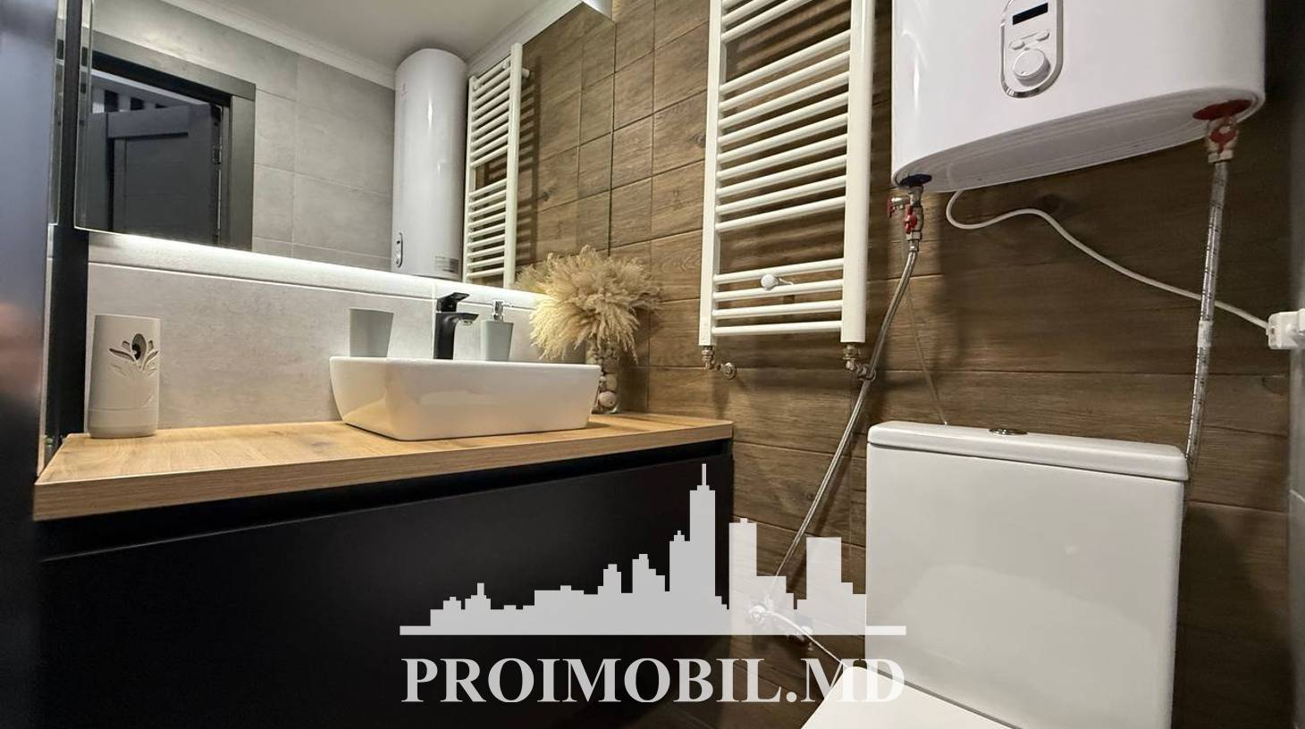 https://images.proimobil.md/zQv8S59kO26ZP68yugPBW0UhGqA1hKOhUAb9DydVQss/watermark:0.75:so:0:30:0.39/resize:fill:1460:816:1/gravity:ce/bG9jYWw6Ly8vZXN0YXRlL2xyL2MzZDdhNDMwLTkxNmItNGY5Yy04NzE2LWJhNTkxZThlMjRkMy5qcGVn