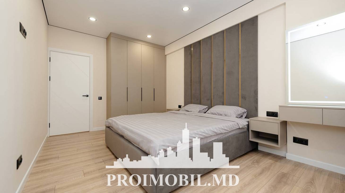 https://images.proimobil.md/zQxp9M5KCDxZ7YOZAG_UputN9Lo3GsIP0a0dErdeVFg/watermark:0.75:so:0:30:0.39/resize:fill:1460:816:1/gravity:ce/bG9jYWw6Ly8vZXN0YXRlL2xyLzJlNzJjYjM2LTkwZmEtNDAyMy1hN2VjLTk2YTdmOTc1YWYwZi5qcGVn