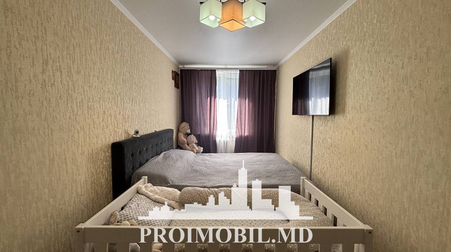 https://images.proimobil.md/zTvWYtEcz2vCFrq1d42F6wZM3GvejQuLmeQh6RpAgAQ/watermark:0.75:so:0:30:0.39/resize:fill:1460:816:1/gravity:ce/bG9jYWw6Ly8vZXN0YXRlL2xyL2YxZDA1OGRjLWY2MjAtNDljMC1hZWY2LTQ5OWY3YzU4MDBiNy5qcGVn