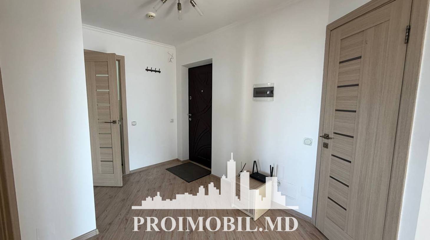 https://images.proimobil.md/zU1v4FPyA5TwzdRaxZnVJ4kLmwOk5lT-WA0wU4ucX9A/watermark:0.75:so:0:30:0.39/resize:fill:1460:816:1/gravity:ce/bG9jYWw6Ly8vZXN0YXRlL2xyLzc1YmNmNDI5LTMzY2UtNDM5NC05ZWNiLTYxNDljN2E0MWU2ZC5qcGVn