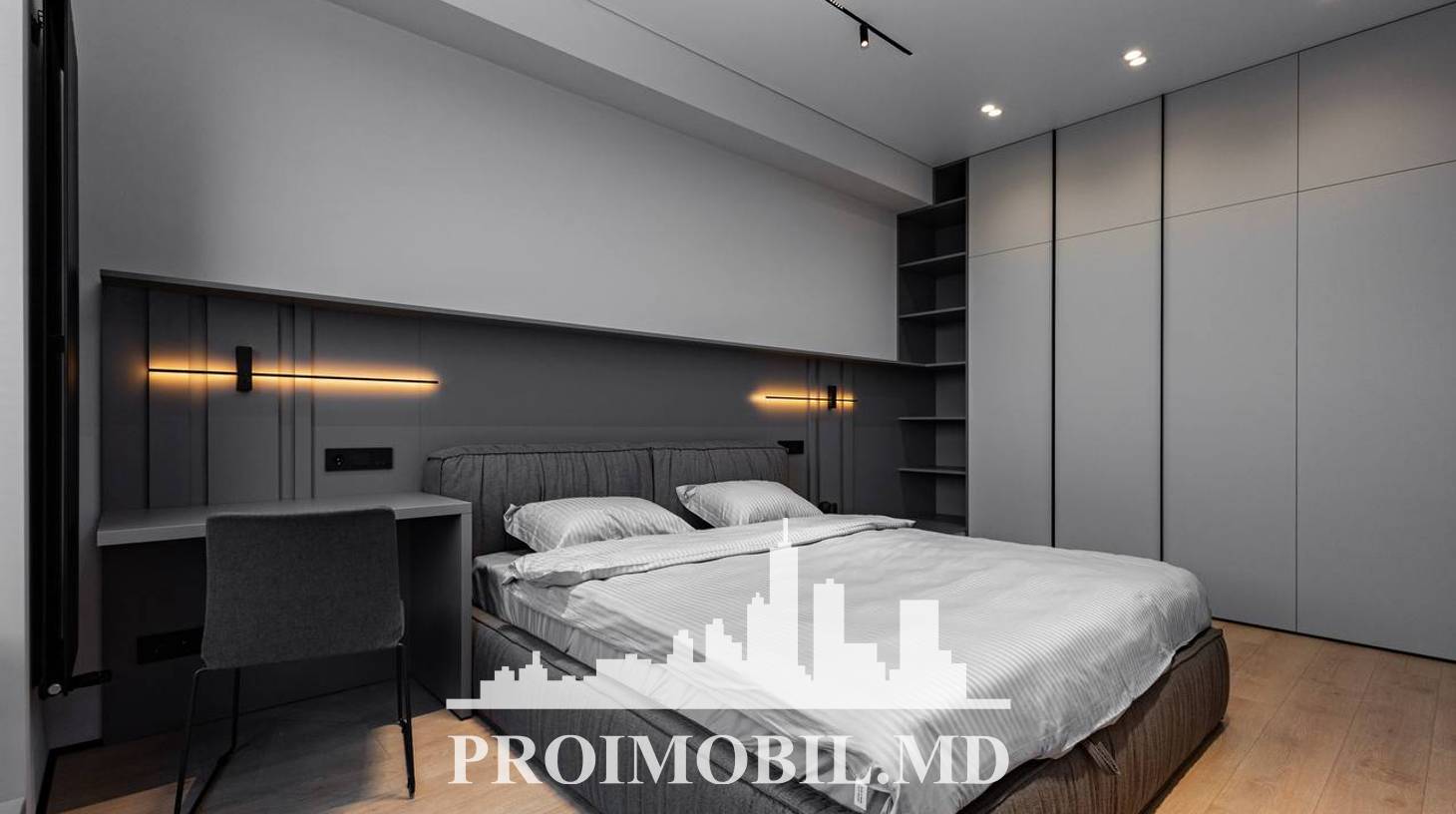 https://images.proimobil.md/zU6A1xFPKUnAwzYvTV_FblLRParw7rJURI39I0c_jQs/watermark:0.75:so:0:30:0.39/resize:fill:1460:816:1/gravity:ce/bG9jYWw6Ly8vZXN0YXRlL2xyLzMxMDYwNjdkLTc1YTYtNDhjNi1iYjZkLTAzNDk0MjFlMzlmNy5qcGVn