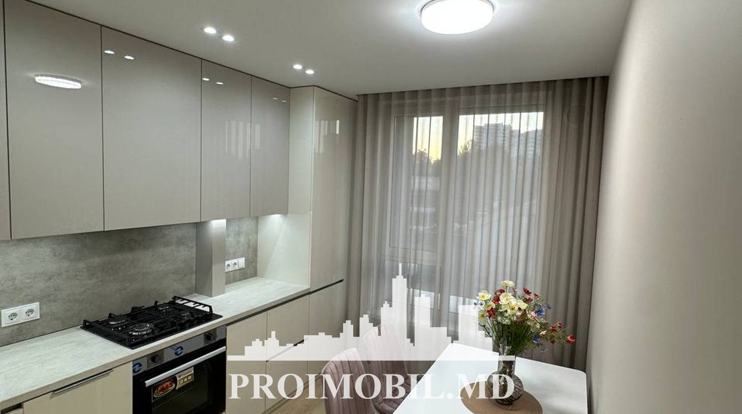https://images.proimobil.md/zWuih28AS5uHn3cVSrwBVSQm0e-MgQHvvU0QYfwDkV8/watermark:0.75:so:0:30:0.39/resize:fill:1460:816:1/gravity:ce/bG9jYWw6Ly8vZXN0YXRlL2xyLzQ3NjM4MmJhLTNlMjItNGQzNy05MjIwLWNmYjMxODliOTI1YS5qcGVn