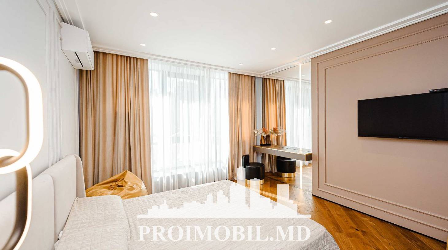 https://images.proimobil.md/zYEiQbcAq8O0kUI1jQhnRCB6J3IKEHtKqBzeD12Kh7I/watermark:0.75:so:0:30:0.39/resize:fill:1460:816:1/gravity:ce/bG9jYWw6Ly8vZXN0YXRlL2xyLzdmMWUwNjc2LTE4NTQtNGE2YS1iMmQ0LWI4OTFkMTk0MmU4Yi5qcGVn