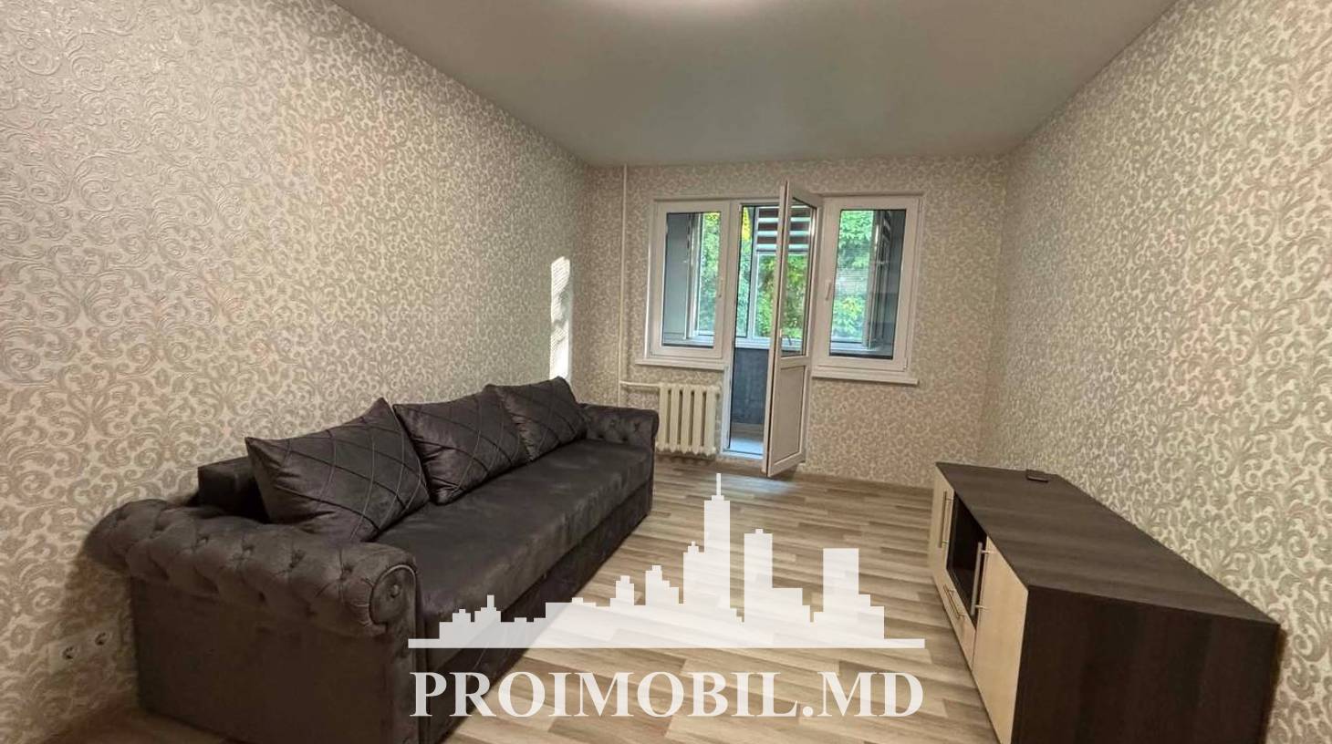 https://images.proimobil.md/zYrw9KLA4XEhB3vCQcLCOYTC9MATNfIV2CI0Hjy1gRk/watermark:0.75:so:0:30:0.39/resize:fill:1460:816:1/gravity:ce/bG9jYWw6Ly8vZXN0YXRlL2xyL2Y5Y2Y1OGNhLWI0M2YtNDMwYy1iMmM4LTg4NjI3MDYxZWRiNC5qcGVn