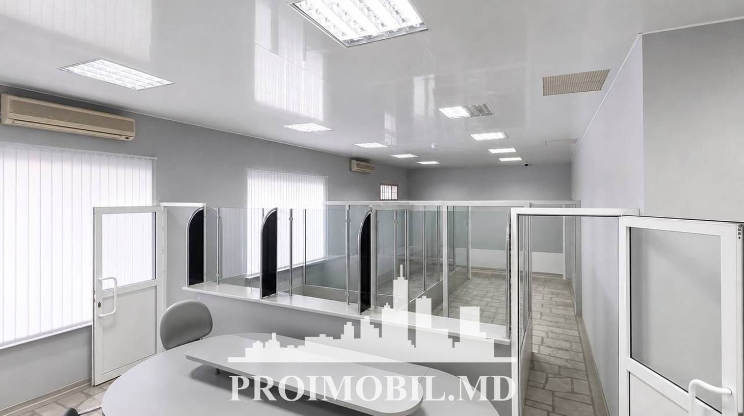 https://images.proimobil.md/za2BguLezp-Yjmp0zisls4CP7q0MM6PfAhHQbpb49hw/watermark:0.75:so:0:30:0.39/resize:fill:1460:816:1/gravity:ce/bG9jYWw6Ly8vZXN0YXRlL2xyL2FmNTBjZmRmLTViZjMtNDYwNi04NDc3LTQ4ZDNhM2I0NTk1ZS5qcGVn