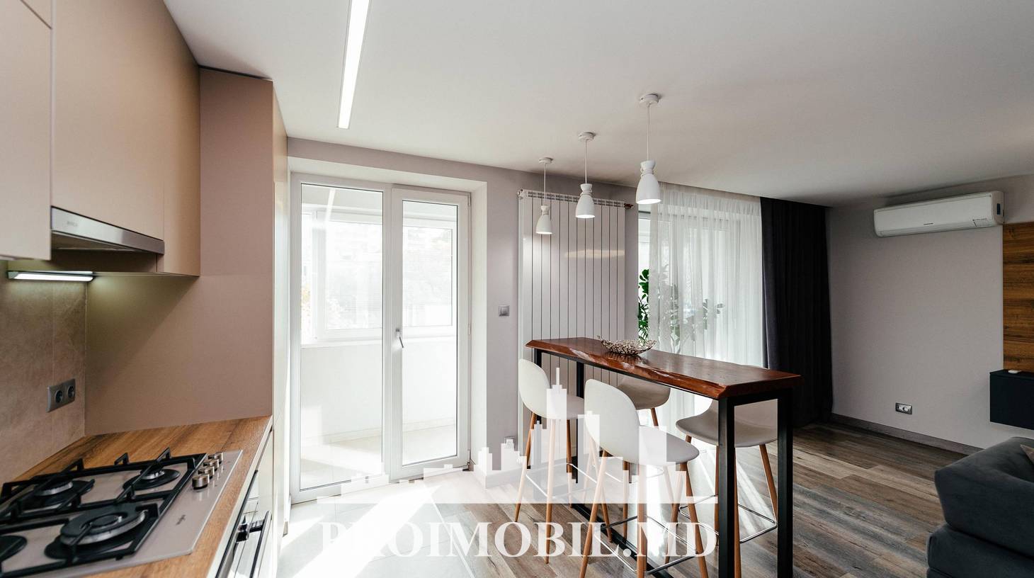 https://images.proimobil.md/zboi3bZIMWskmsB4yhUFF7yoGOCOefIWGFViA43FyeU/watermark:0.75:so:0:30:0.39/resize:fill:1460:816:1/gravity:ce/bG9jYWw6Ly8vZXN0YXRlL2xyL2E1NTdmNmFmLThjODMtNDIzZi1iNmVkLTNmZWFhM2IwNWEzMi5qcGVn