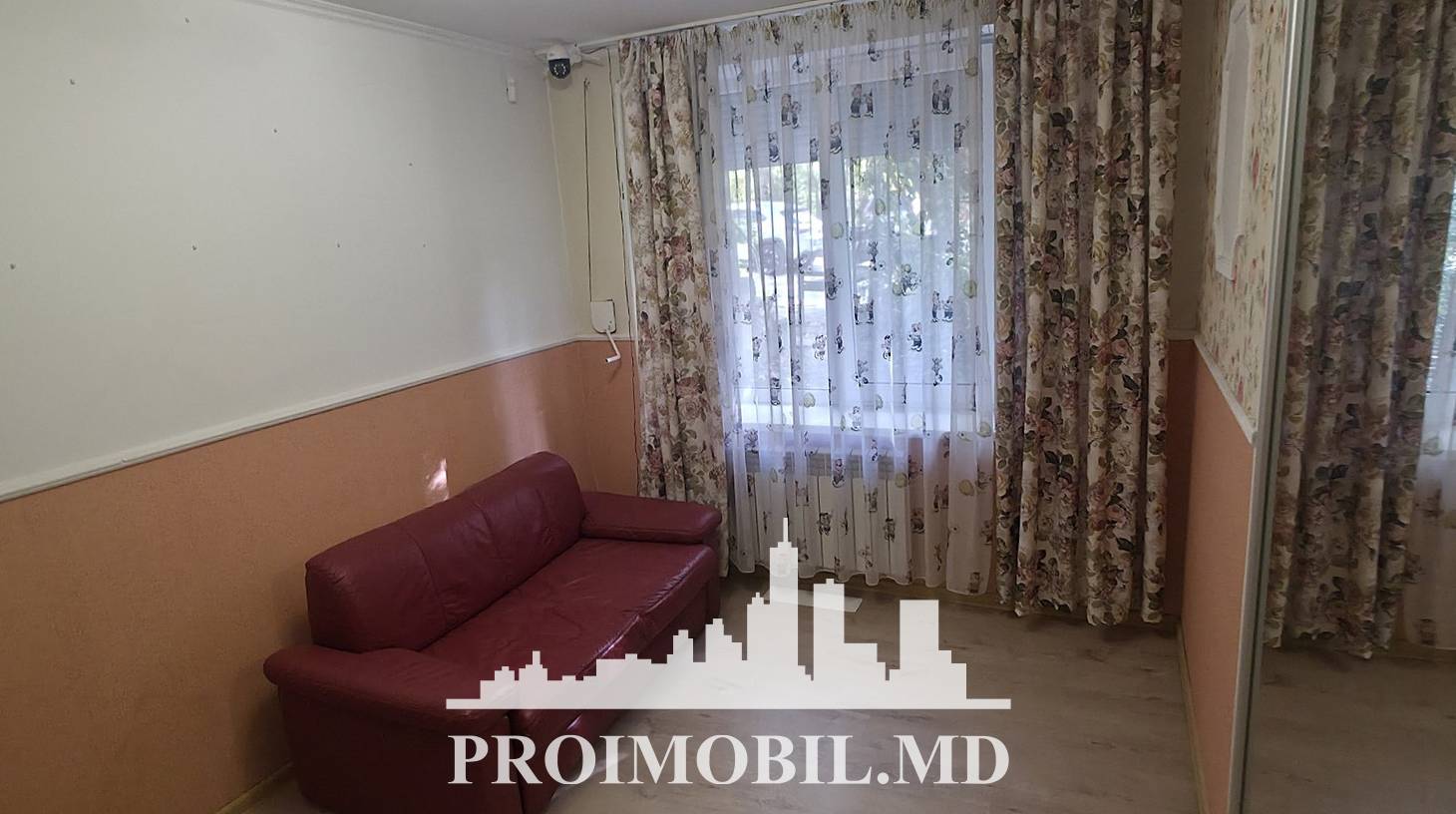 https://images.proimobil.md/zgQIgUTtmY98IJeNeU1nVHiFR-Ldftbv7ioxMm8R34c/watermark:0.75:so:0:30:0.39/resize:fill:1460:816:1/gravity:ce/bG9jYWw6Ly8vZXN0YXRlL2xyL2Y1NzI4OTJhLTYzODEtNDZhMy05NmY1LWE0Y2IzM2RjNDBlMS5qcGVn