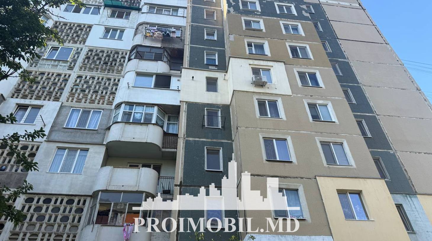 https://images.proimobil.md/zgqzGrp7s-jY0ACYHXSHgo01BFZ2AtZSeF1dfbN5wIQ/watermark:0.75:so:0:30:0.39/resize:fill:1460:816:1/gravity:ce/bG9jYWw6Ly8vZXN0YXRlL2xyLzU2MDQxYTliLThjMzMtNDYzNS04OGMwLTc1MGQ1YWZlYTA2ZC5qcGVn