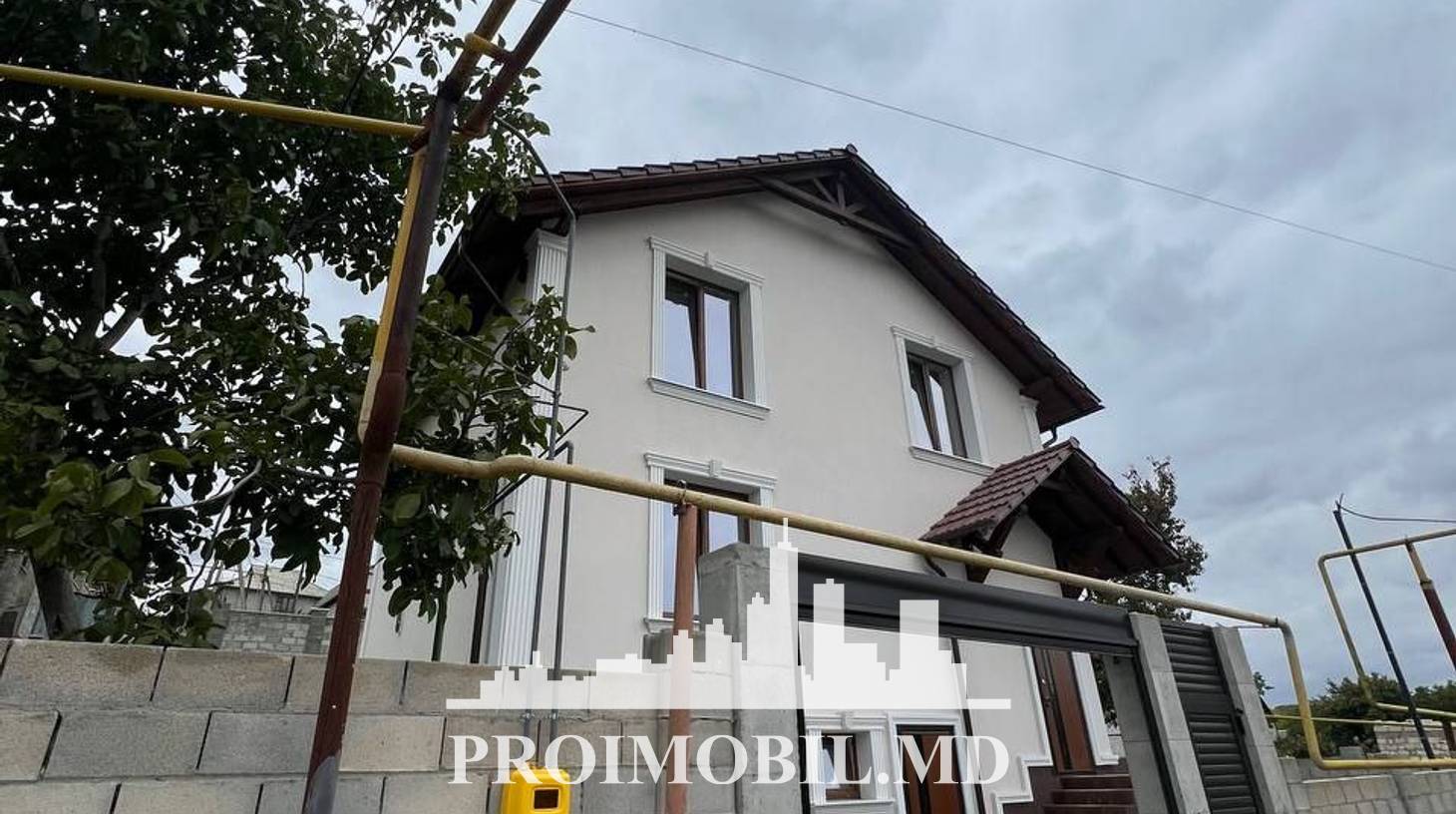 https://images.proimobil.md/zj7i3k1skJDPsueczh46AoeFpZj_3V8taw7qSesUqkk/watermark:0.75:so:0:30:0.39/resize:fill:1460:816:1/gravity:ce/bG9jYWw6Ly8vZXN0YXRlL2xyLzNiYjBjZmE0LTRkM2MtNDdhNy1hMGYwLWU1MTM0NWYwNjVmMS5qcGVn