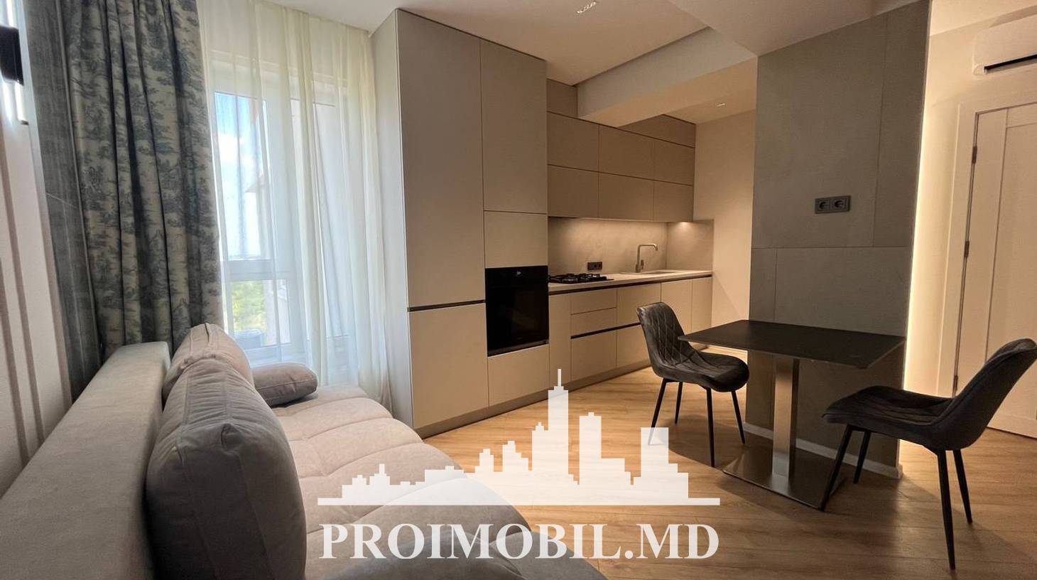 https://images.proimobil.md/zkE8haxdC7mIWjxBxRHrtC3I-qgK4OfvCI0_7qKcGdM/watermark:0.75:so:0:30:0.39/resize:fill:1460:816:1/gravity:ce/bG9jYWw6Ly8vZXN0YXRlL2xyL2MwZmQ5MGQ3LWI5NjEtNDgzNi1hNmM3LTJhZDMwNDQ5YWI3OC5qcGVn
