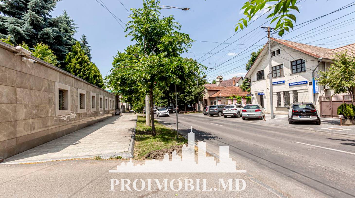 https://images.proimobil.md/zlKDIN8YL7X3lgMLO-3tKpI1y-On4WzmKx3D5Rz2S5Q/watermark:0.75:so:0:30:0.39/resize:fill:1460:816:1/gravity:ce/bG9jYWw6Ly8vZXN0YXRlL2xyL2IxZDFhOWFjLTFhOTgtNGE0ZC1iMDc1LTdiMzcwNGM0ZmYwZC5qcGVn