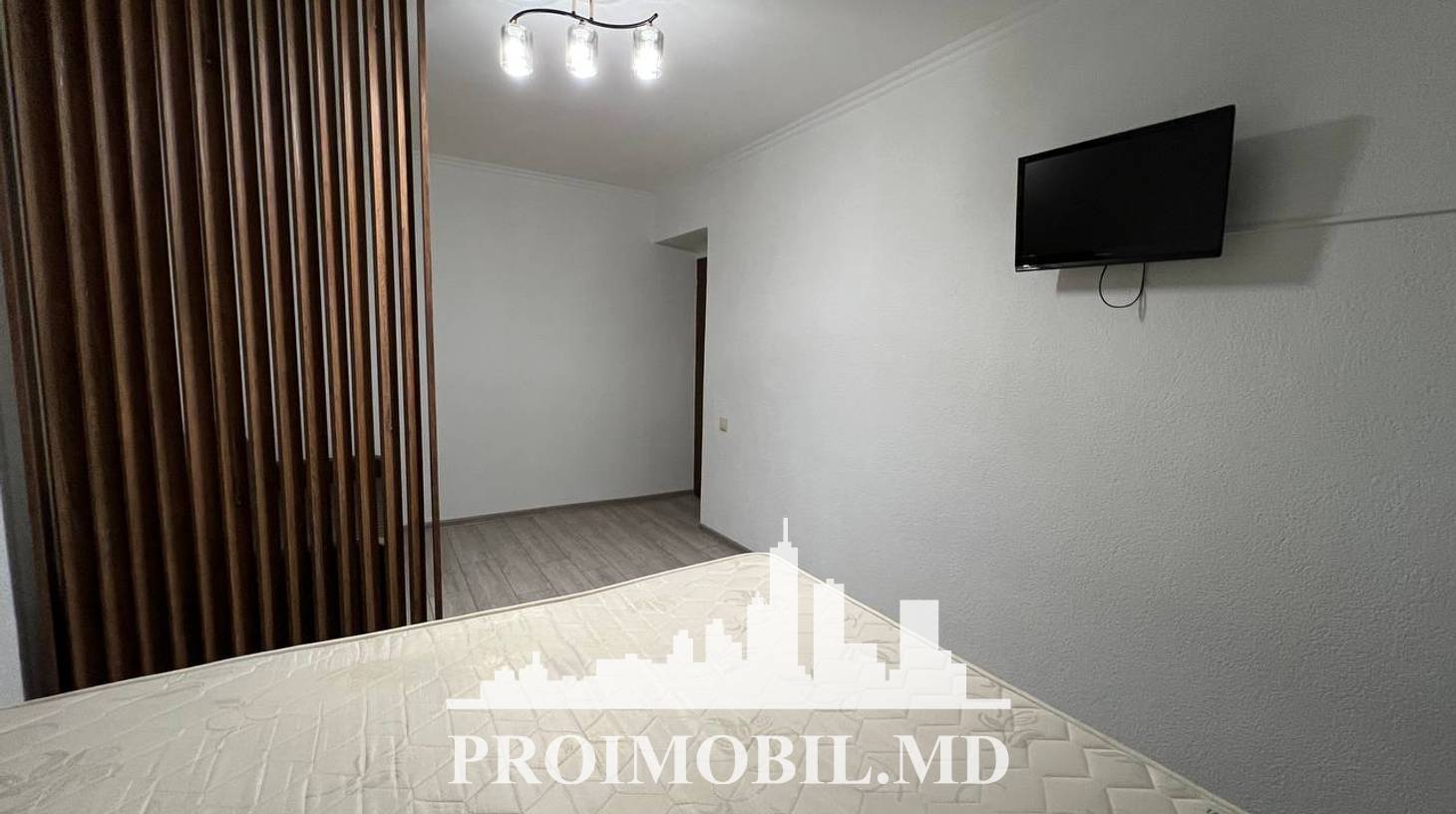 https://images.proimobil.md/zqRcHP2iioZcfgy1HwDomeEpj4w3afAdvEmxT7Pb7Z4/watermark:0.75:so:0:30:0.39/resize:fill:1460:816:1/gravity:ce/bG9jYWw6Ly8vZXN0YXRlL2xyL2M4MzdkYTRiLWJiYzAtNGVlOC04MGQ5LWEwNjUyYzMwZWQzMy5qcGVn