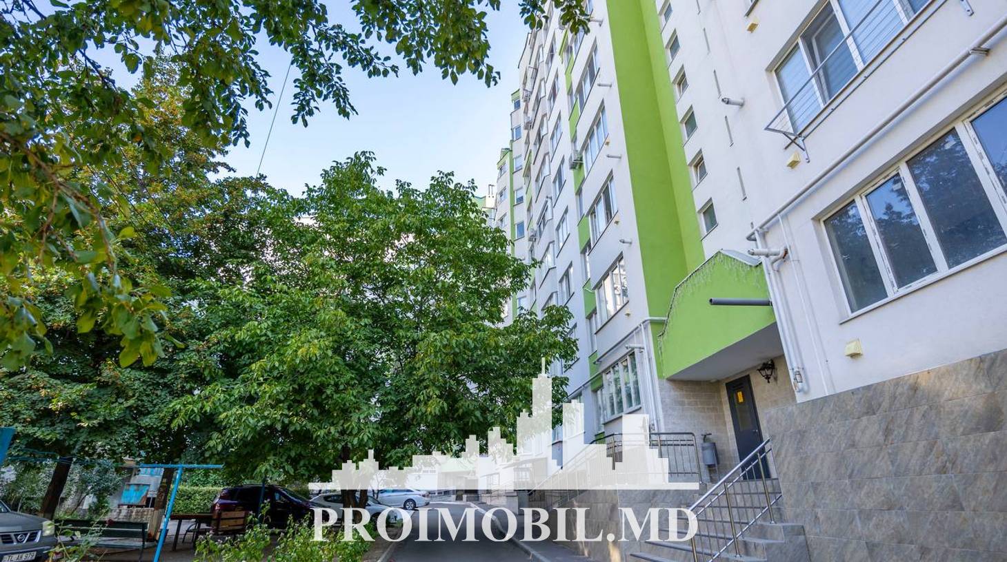 https://images.proimobil.md/ztKLQ5QWjG9CKvw0Zri4RQdfqAcV3HsfFJT9_wQrkPk/watermark:0.75:so:0:30:0.39/resize:fill:1460:816:1/gravity:ce/bG9jYWw6Ly8vZXN0YXRlL2xyLzRjYWU1MDkwLWY0MDMtNDRkNC05NGM5LWRhOGY4YTE0ODVlOS5qcGVn
