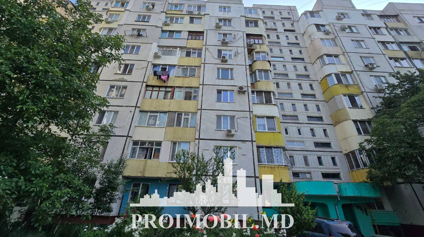 https://images.proimobil.md/zu3FCxBLHIZp-jxbwqBlM3xmq57vaw9PkRLQuWQCWlo/watermark:0.75:so:0:30:0.39/resize:fill:1460:816:1/gravity:ce/bG9jYWw6Ly8vZXN0YXRlL2xyL2Y2NDFkOTk4LWU3ZjItNDc2Zi05NDM1LTBmZjIyZjkzNjQxNC5qcGVn