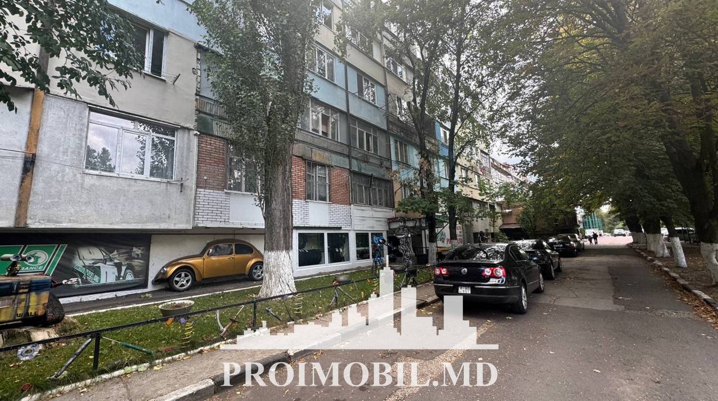 https://images.proimobil.md/zv6NNWzoRyHNqnzEU654Ye-T--dm2xplFKOO9fY0IxU/watermark:0.75:so:0:30:0.39/resize:fill:1460:816:1/gravity:ce/bG9jYWw6Ly8vZXN0YXRlL2xyL2MxOTJhYjQ2LWE3MDUtNDFiNy05MDJiLWY4NTUwZjgyMWY4Mi5qcGVn