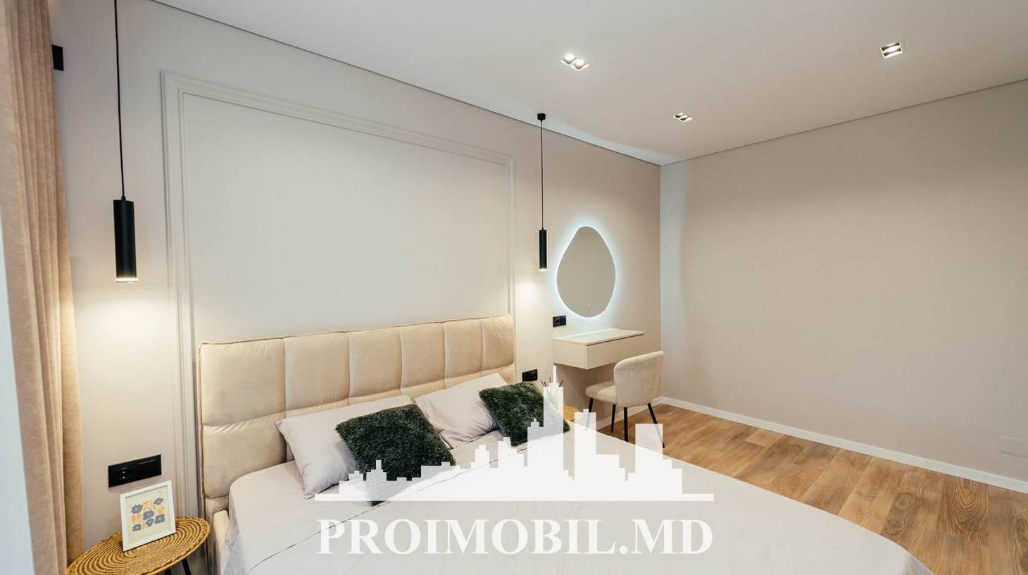 https://images.proimobil.md/zvc-WHWNeOj0hBIijDygLTx3CweIcaJzGFYoe3UBu4U/watermark:0.75:so:0:30:0.39/resize:fill:1460:816:1/gravity:ce/bG9jYWw6Ly8vZXN0YXRlL2xyLzdhMWViNDhhLWQwNTktNDIxMS1iM2FkLTQ2ZjhjMGQxNTJkZi5qcGVn