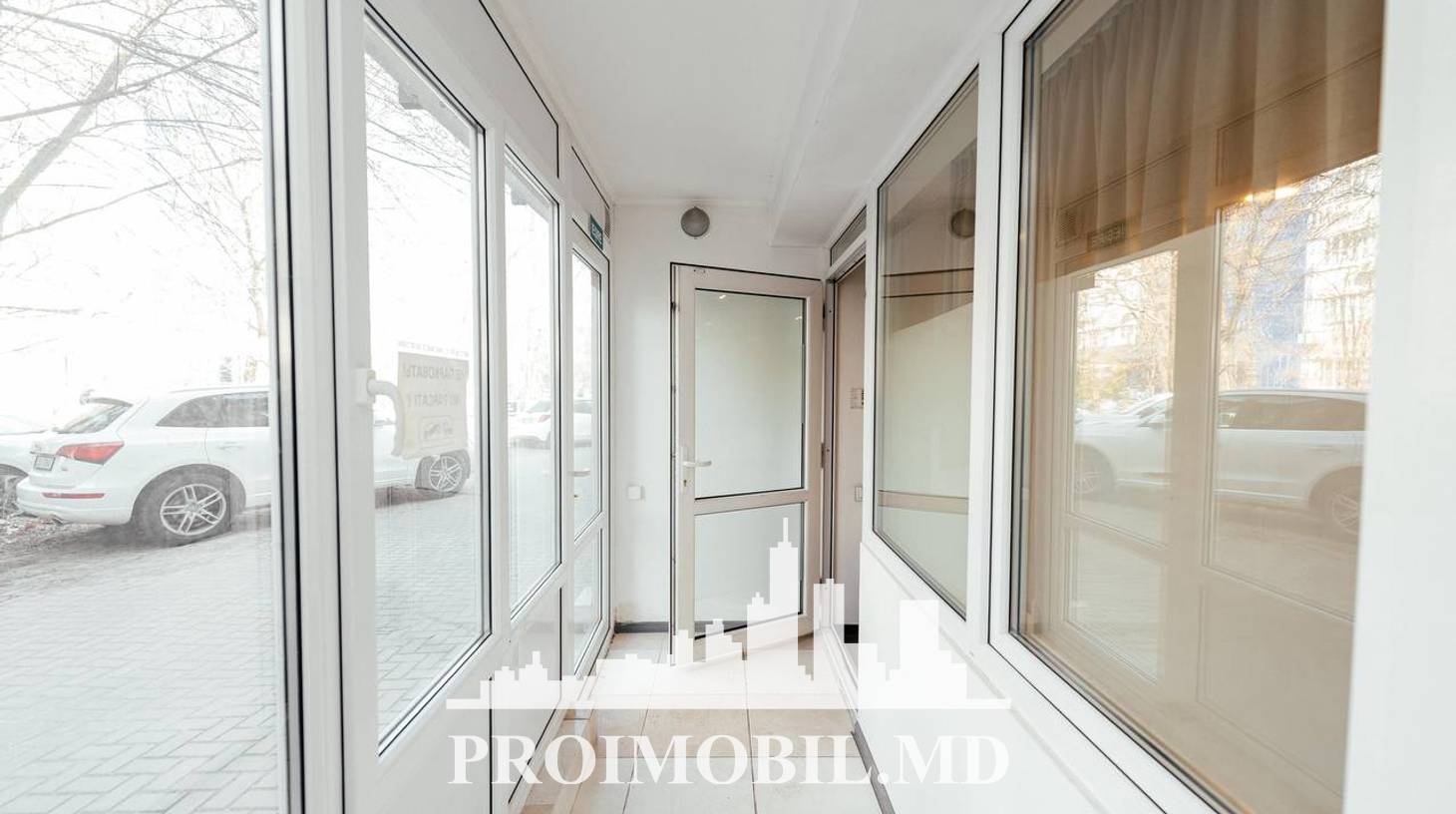 https://images.proimobil.md/zwdN6eZu_ZB8zGoqYMEP0af8jry0y729mtnIq2ObMe4/watermark:0.75:so:0:30:0.39/resize:fill:1460:816:1/gravity:ce/bG9jYWw6Ly8vZXN0YXRlL2xyLzE2YWRlZmJmLWYzMTEtNDkwZi04N2IzLWY0YWViOWU1NTFlMy5qcGVn