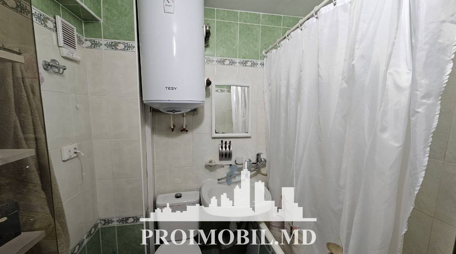 https://images.proimobil.md/zzyU4AZIZ2QR9ZqxUWvvro--68024aS2P4BuOOOJgoI/watermark:0.75:so:0:30:0.39/resize:fill:1460:816:1/gravity:ce/bG9jYWw6Ly8vZXN0YXRlL2xyLzA0NGRiYzIxLWNkZGItNGY2Mi05NDAwLWZjNDA4OWRjYzhkYi5qcGVn